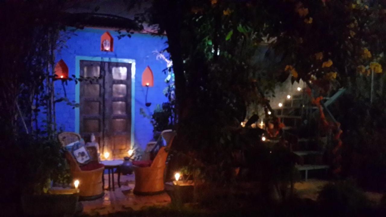 The Coral Tree Boutique Homestay Агра Экстерьер фото